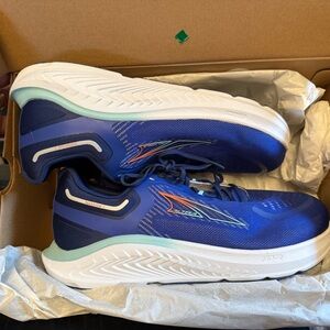 NIB Altra Men’s Paradigm 7 (11W)